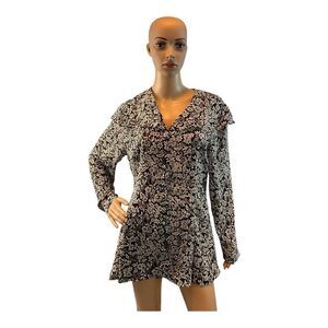 SK & Company Women’s Poly Blouse Shirt Black And White Flowers Size 8